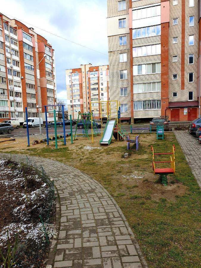 On Kravchuka, 11b شقة Lutsʼk