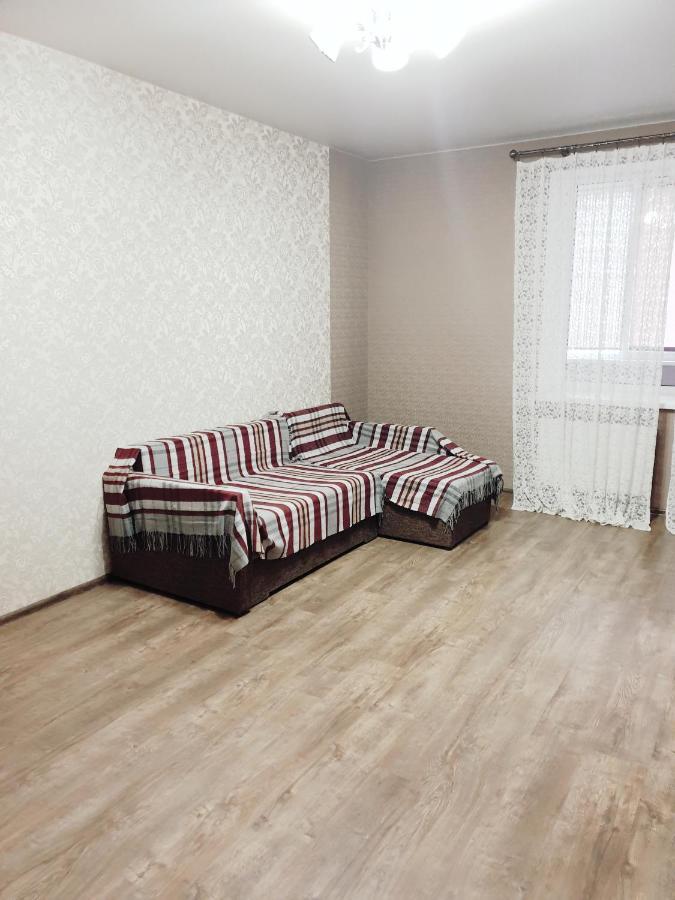 Apartment On Kravchuka, 11b *