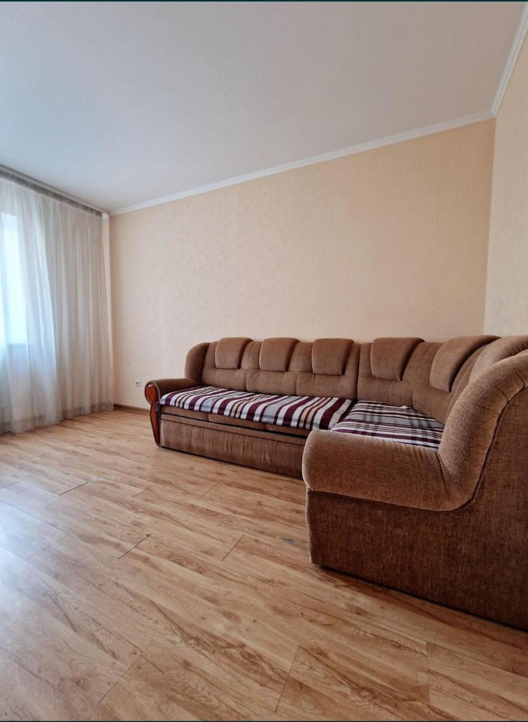 Apartment On Kravchuka, 11b