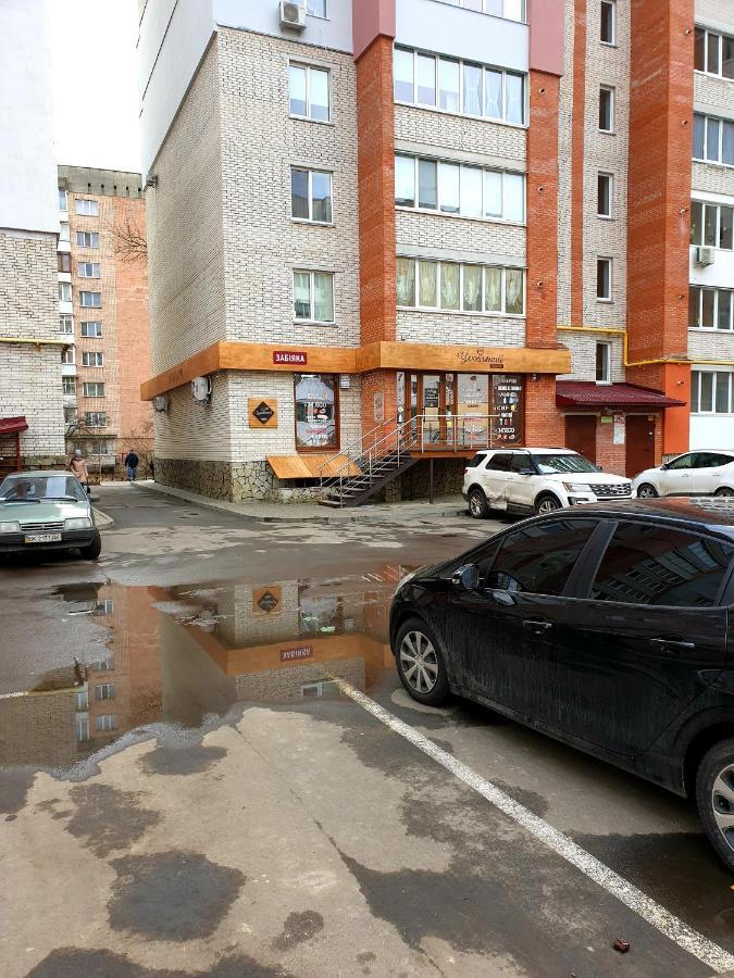 On Kravchuka, 11b Apartment